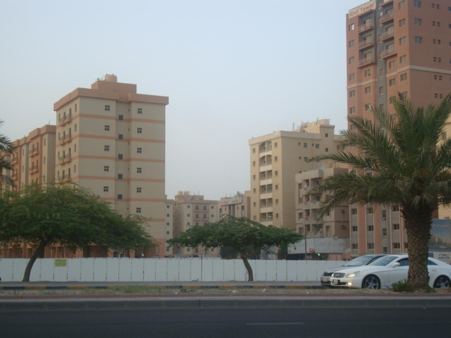 Red Tower Furnished Apartments Mahboula Exterior foto